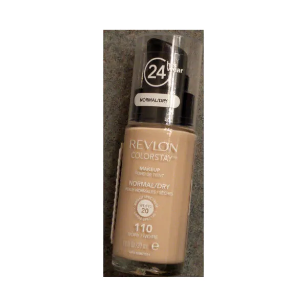 Revlon ColorstayTM Foundation 110 Ivory