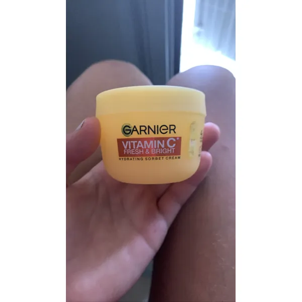 Garnier Vitamin C Fresh & Bright Hydrating Sorbet Cream