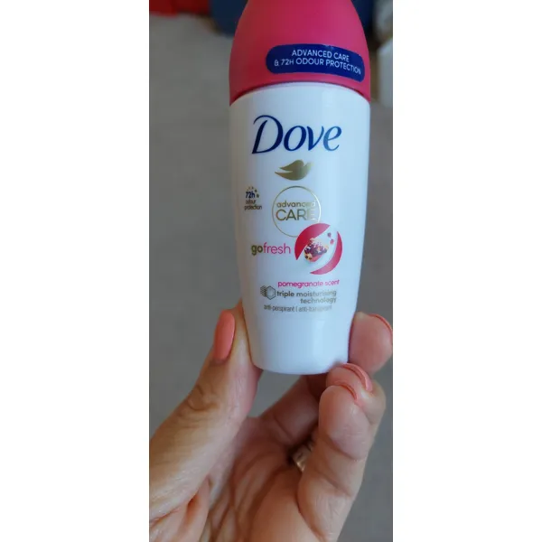 Dove Dove Advanced Care Pomegranate & Lemon Antiperspirant Roll-On