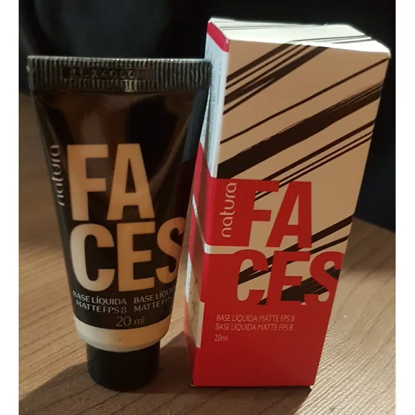 Natura Faces liquid matte foundation